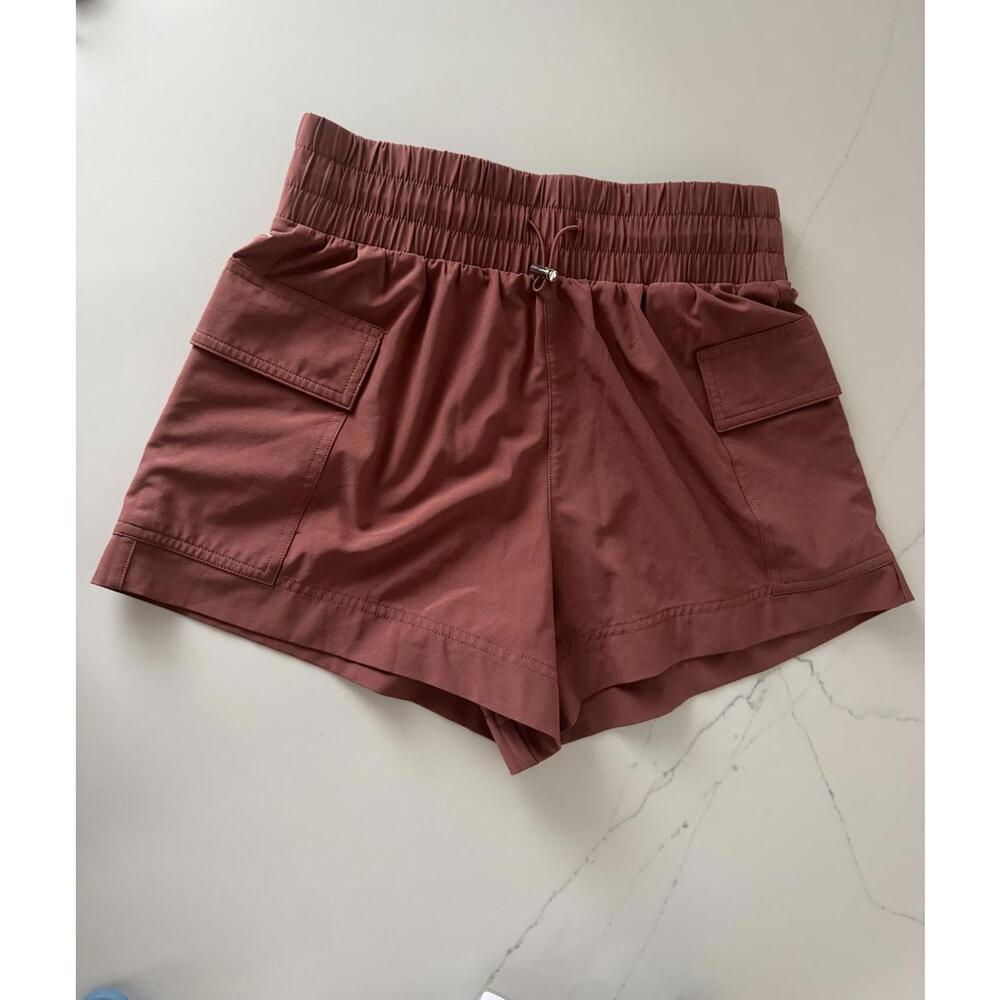 Abercrombie & Fitch Women's Rust Cargo Shorts Size Small
